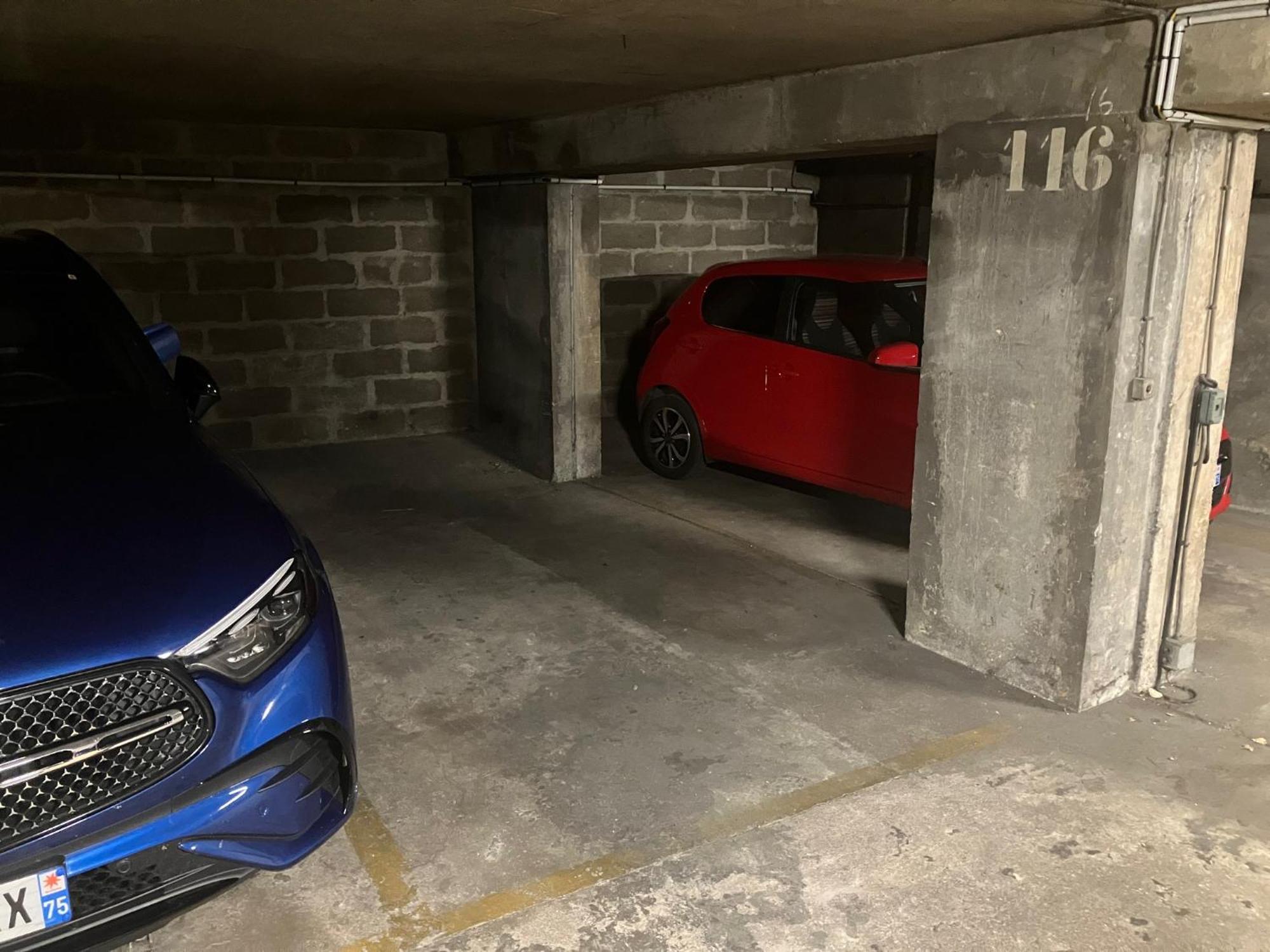 Loft 4-5 Personnes A Montmartre - Parking Prive Sur Reservation Paris Eksteriør bilde